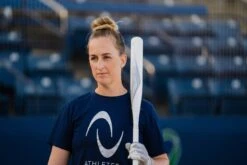 2023 Easton Ghost Unlimited (-8) Fastpitch Softball Bat: FP23GHUL8 -Apparel Store MILE44 RG 03690