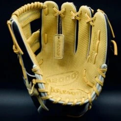 2023 Wilson A2000 South Region SM 11.5" Spin Control Infield Baseball Glove: WBW101301115 -Apparel Store WBW101301115 7